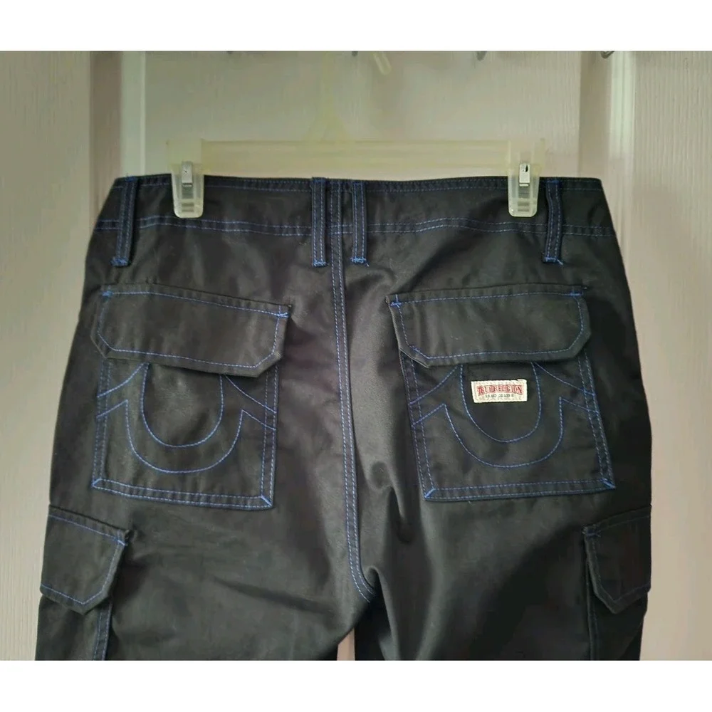 True Religion Men's Cargo Pants‎ Size 30 Jet Black 108335